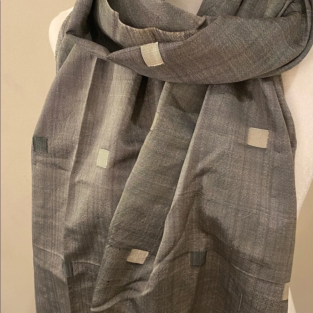 Gray ivory woven square motif silk-like long scarf 16 x 64 (fringe is 2.5 long)